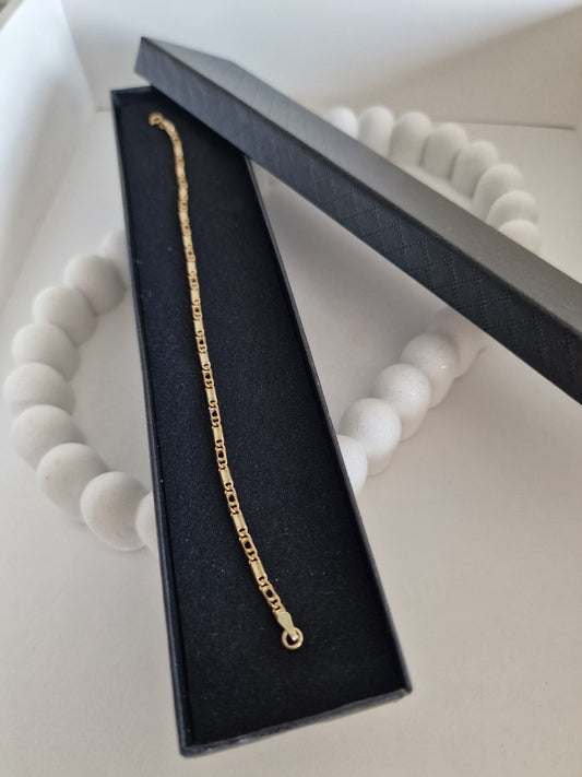 9ct Yellow Gold Fancy Link Bracelet  7.30 Inches / 2.65g